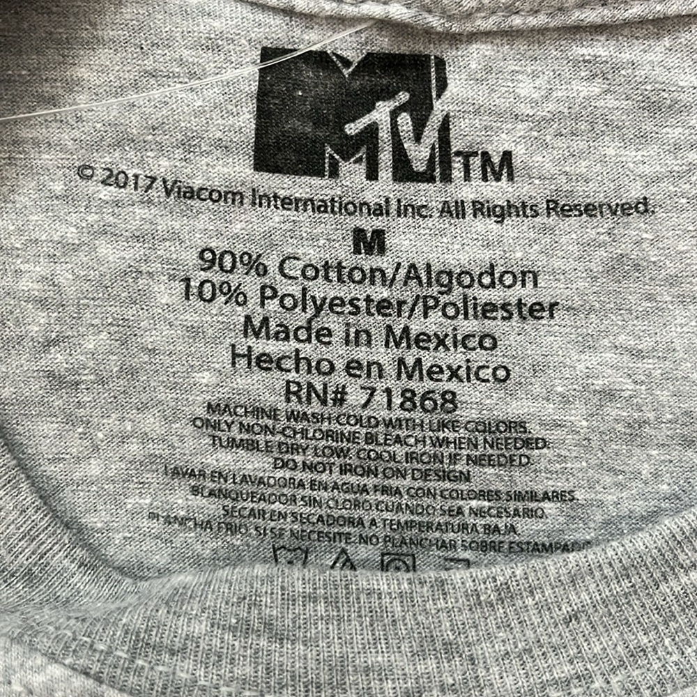 Yo MTV Raps T-Shirt - Picture 3 of 4